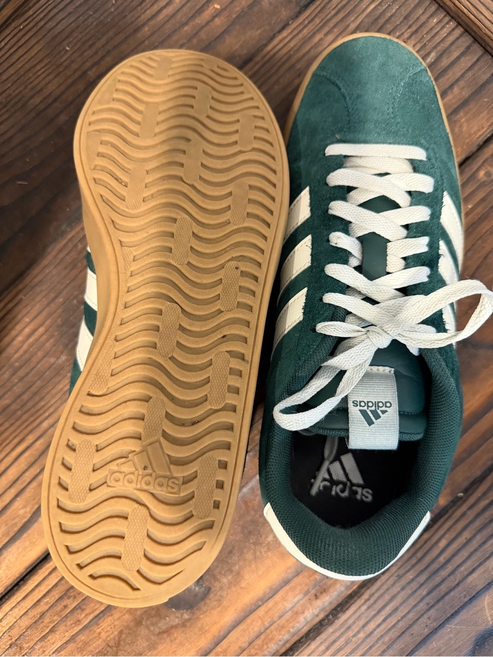 Adidas Men’s VL Court 3.0 Suede Sneakers in Forest Green with Gum Sole - Picture 5 of 7